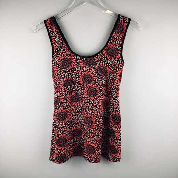 Salaam Tops - Salaam athletic tank top